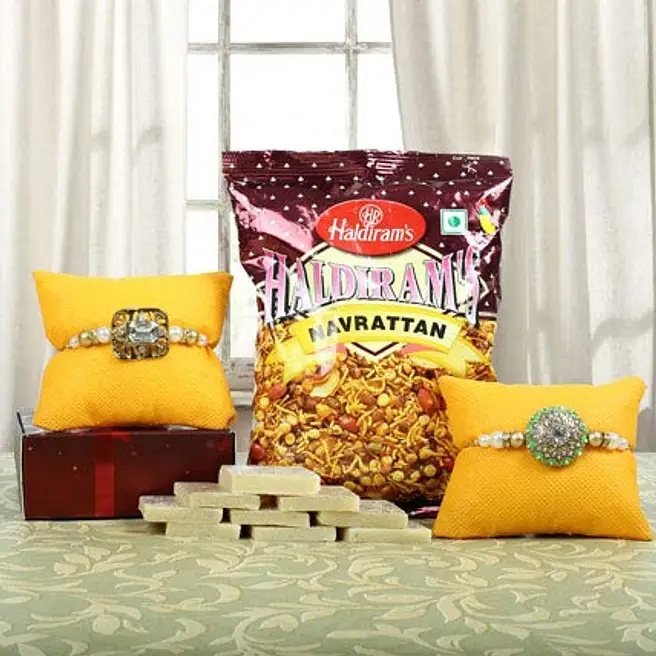 Buy/Send Sweet N Savoury Online- FNP