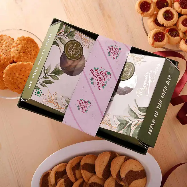 Buy/Send Christmas Wishes Sweet & Savoury Treats Hamper Online- FNP