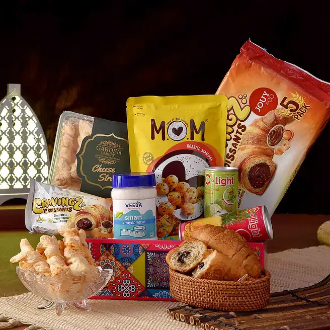 Load Snack Buy/Send Snacks Load Designer Tray Online- FNP