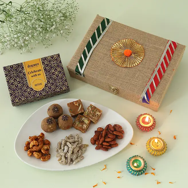 Buy/Send Shakkar Diwali Sweet N Savoury Box Hamper Online- FNP