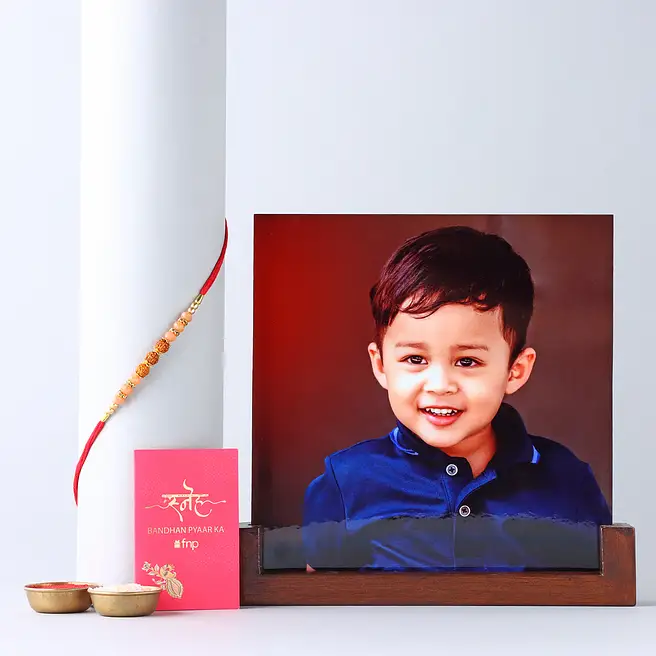 Design Table Fuldani Rakha Buy/Send Rudraksha Rakhi- Table Top Combo Online- FNP