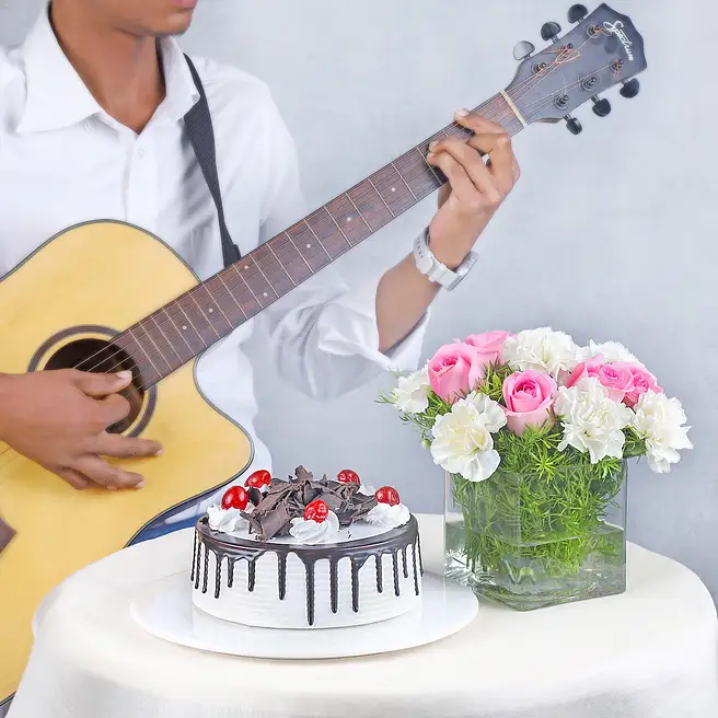 Sweet N Aromatic Arrangement With Melodies