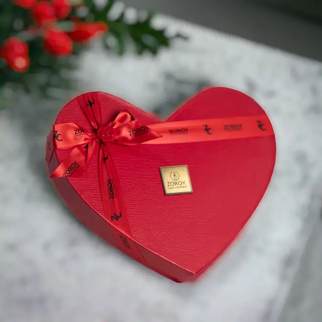 Buy/Send Zoroy Heart Box Online- FNP