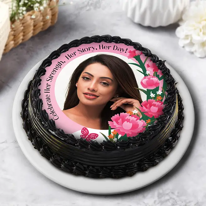 Personalised Incredible Woman Photo Cake