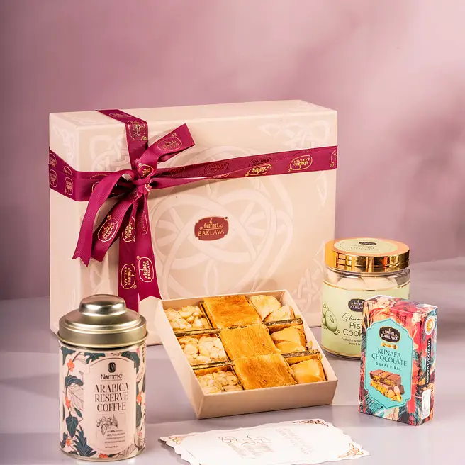 Classic Deluxe Baklawa Gift Hamper