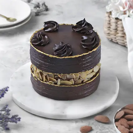 Heavenly Luxe Chocolate Cream Cake Eggless-image-16