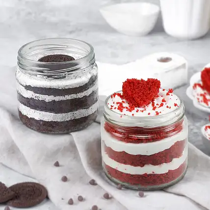 Eggless Red Velvet and Oreo Jar Treats-picture-20
