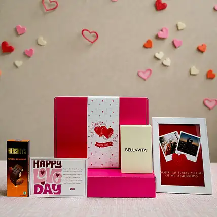 Fragrant Valentine Love Hamper for Him-picture-34