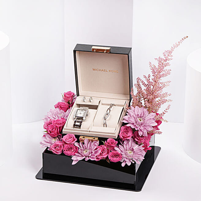 Michael Kors Petite Emery Watch and Jewelry Gift Set for Her uae