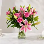Refined Lovebouquet Of Lilies And Roses