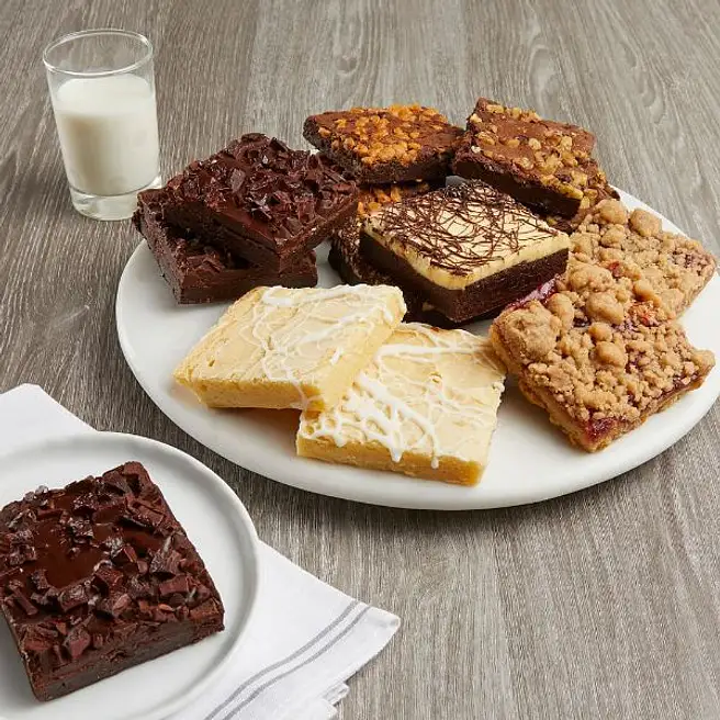Straight From The Bakery Assorted Brownie Box